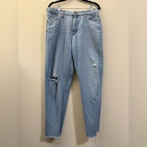 Women’s Universal Thread Boyfriend Distressed Jeans -‎ 10R